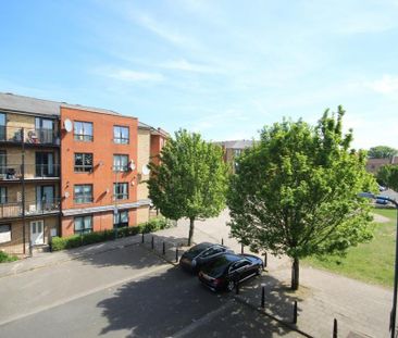 2 bedroom flat to rent - Photo 6