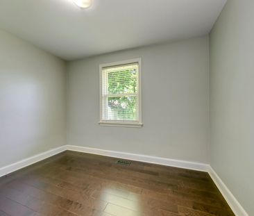 For Lease - 2048 Edinburgh (Main Level) Drive, Burlington, Ontario - Photo 6