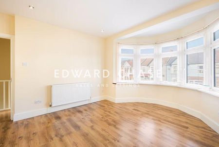 4 bedroom terraced house to rent - Photo 5