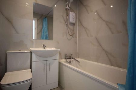 Turton Road, Wembley, Middlesex, HA0 - Photo 5