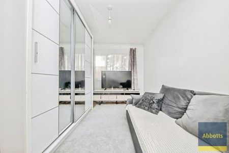 ., Norman Crescent, Ipswich - Photo 4