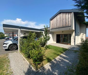 Location Maison 5 pièces 142m² NEUVECELLE 74500 - Photo 4