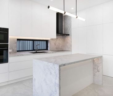 STUNNING DUPLEX IN POPULAR PICNIC POINT CATCHMENT ZONE - Photo 1