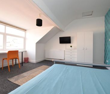 6 bedroom terraced house to rent - Photo 6