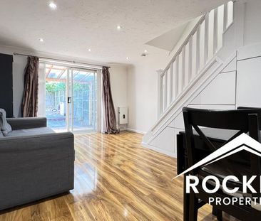 2 bedroom end of terrace house to rent - Photo 3