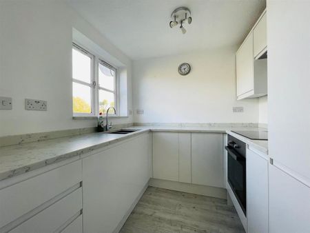 2 bedroom apartment to rent - Photo 4