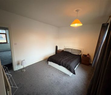 Askern Road, Doncaster, Carcroft - Photo 6