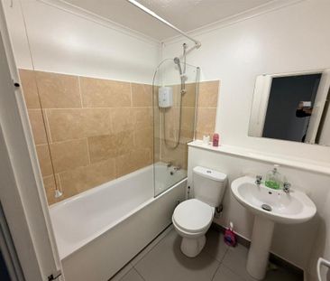 1 bedroom property to rent - Photo 3