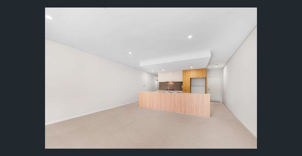 Modern 1 bedroom apartment available to move in NOW !!! - Photo 1