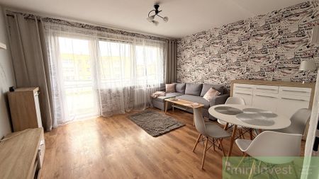 2 pokoje centrum Polic - Photo 2