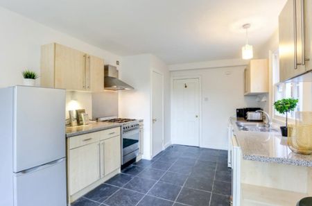 Room in a Shared House, Chiswick, W4 - Photo 2