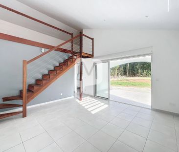 Location Maison 3 pièces 86m² MATOURY 97351 - Photo 1