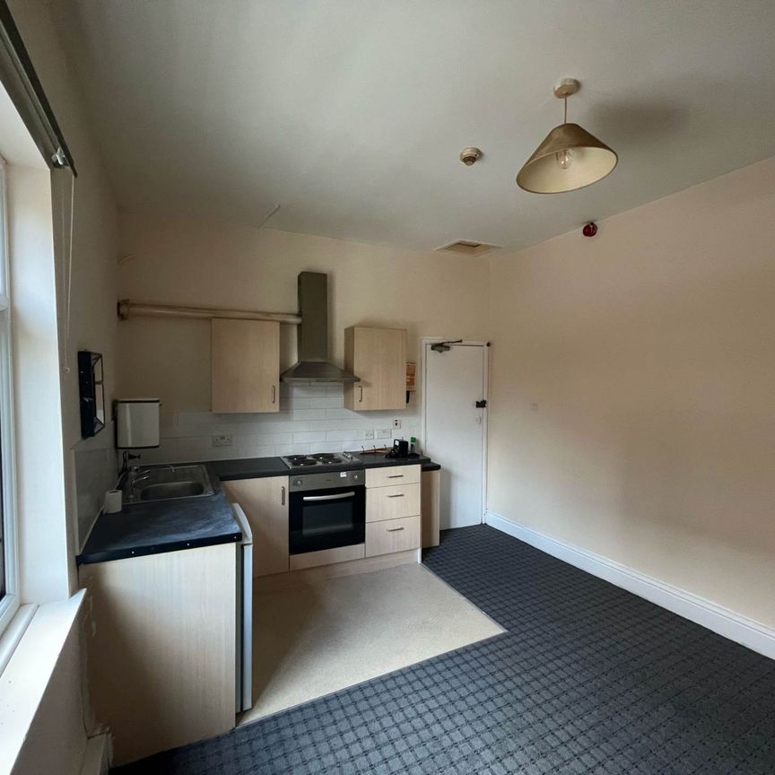 Somerset Road, Bolton - Photo 1
