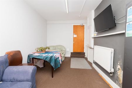 Carnarvon Road, Redland - Photo 2