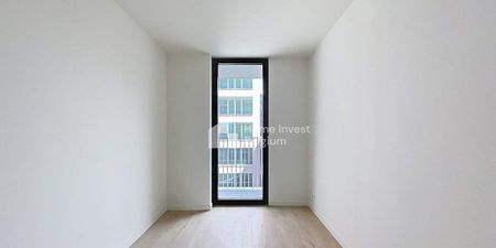 Appartement te huur in Anderlecht voor € 2.200 met 4 slaapkamers - Photo 2