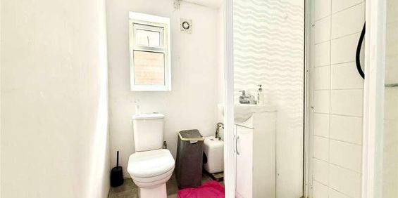 Kings Road, Reading, Berkshire, RG1 - Photo 3