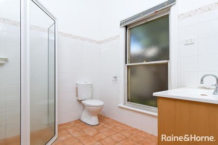 CLASS & STYLE IN CENTRAL - Photo 4