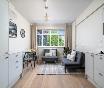 2 Bed Flat, Bermondsey Street, SE1 - Photo 1