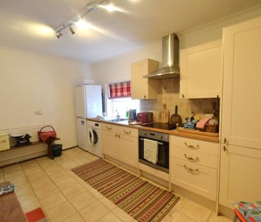 2 bedroom semi-detached house to rent - Photo 1