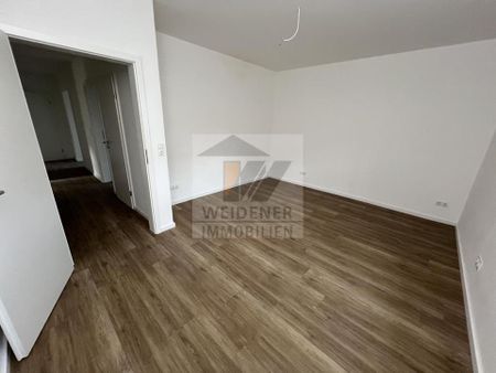 Erstbezug nach Sanierung: Exklusive 3 Zimmer Wohnung mit Balkon, Wanne und Dusche! - Photo 3