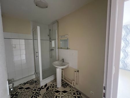 Location - Appartement T3 - 69 m² - Mandeure - Photo 5