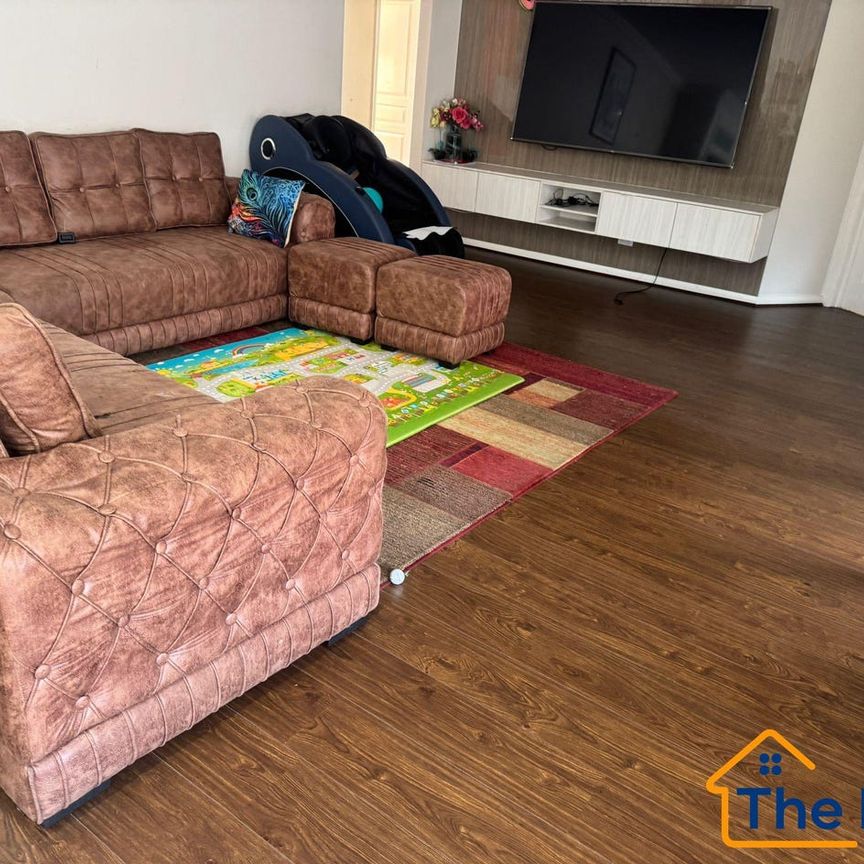 !!Charming Family home for rent in prime Location of Taylors Hill !! - Photo 1