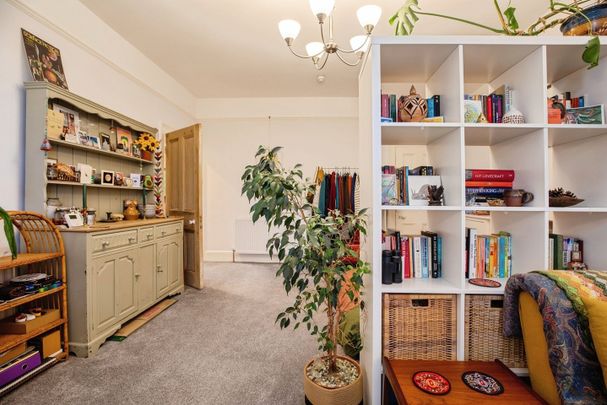 Studio Flat, Church Terrace - First Floor Rear, SE13 - Photo 1