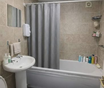 Room in a Shared House, Coventry, CV1 - Photo 2