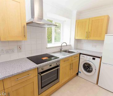 2 bedroom apartment to rent - Photo 2