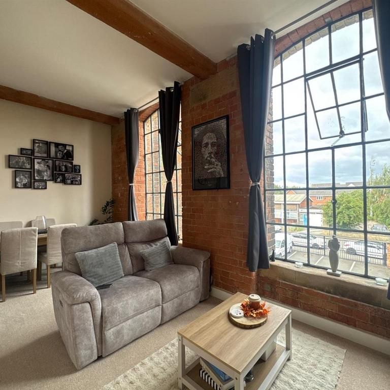 2 bedroom apartment to rent - Photo 1