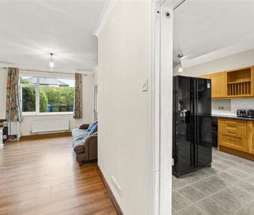 3 bedroom semi-detached house to rent - Photo 2