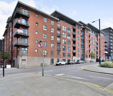 2 bedroom flat to rent - Photo 5