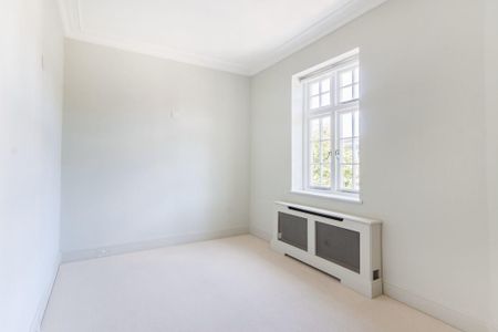 4 bedroom terraced house to rent - Photo 4