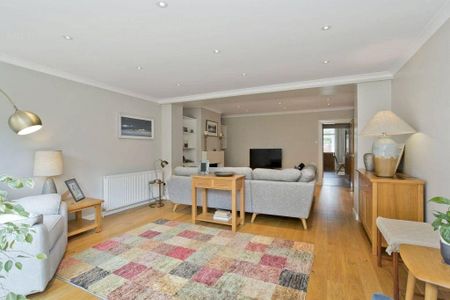 3 bedroom detached house to rent - Photo 3