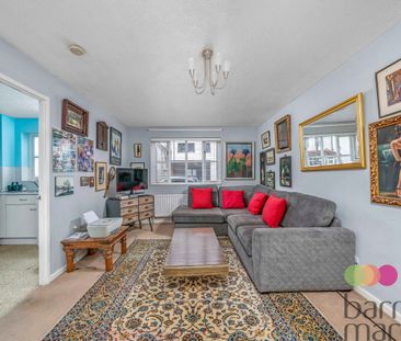 Hutton Grove, London - Photo 2