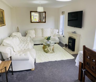 2 bedroom house to rent - Photo 1