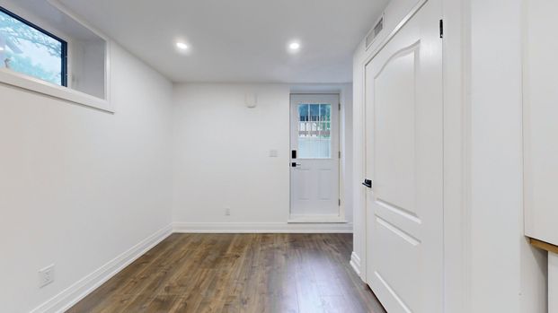 For Lease - 1661 Mount Albert Road Unit# Unit 2, East Gwillimbury, Ontario - Photo 1