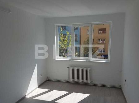 Apartament 3 camere decomandate, prima inchiriere, zona Centrala - Photo 3
