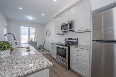 For Lease - 73 Forestwalk Street, Kitchener, Ontario - Photo 2