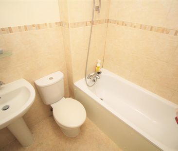 Hillingdale, Tollgate Hill - Photo 4