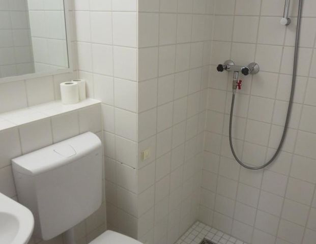 TRIER-City, Wohnung 40 qm, mit Tiefgaragenstellplatz zu vermieten - Photo 1