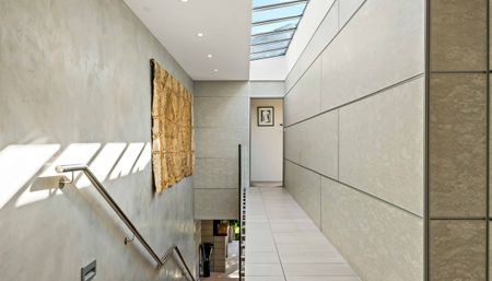 Sun Drenched Parnell House overlooking the Domain - Photo 3