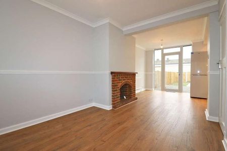 Sunray Avenue, Surbiton, KT5 - Photo 2