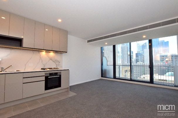 1807/560 Lonsdale Street - Photo 1