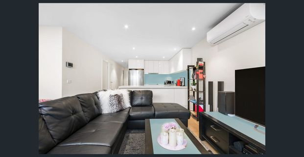 Modern Apartment Living in a Convenient Oakleigh Location - Photo 1