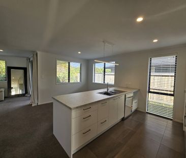 Home On Hills View - Papamoa - Photo 5