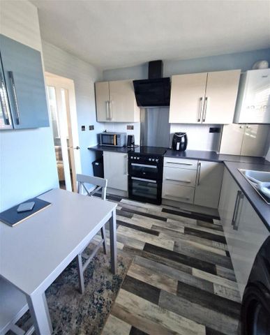 1 bedroom townhouse to rent - Photo 4