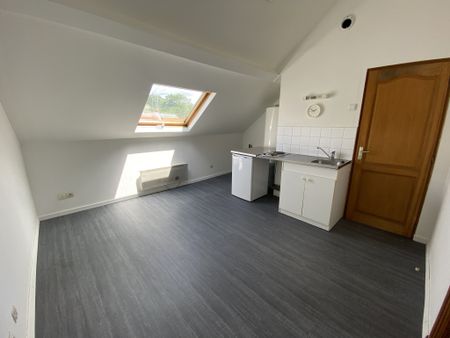 APPARTEMENT F1 BIS QUARTIER SAINT ACHEUL - Photo 5