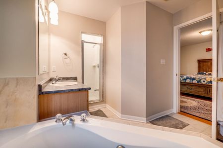 For Lease - 501 Lowe Lane, Milton, Ontario - Photo 3