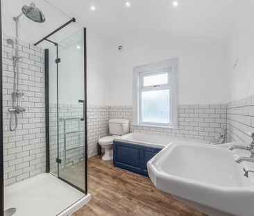 2 bedroom terraced house to rent - Photo 5